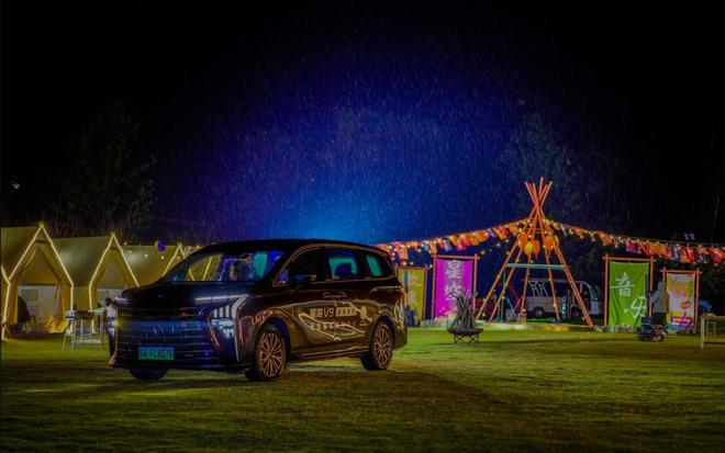 新定义家庭出行彻底终结“伪露营时代”开元棋牌app“露营神车”星海V9重(图4) 新定义家庭出行彻底终结“伪露营时代”开元棋牌app“露营神车”星海V9重(图4)